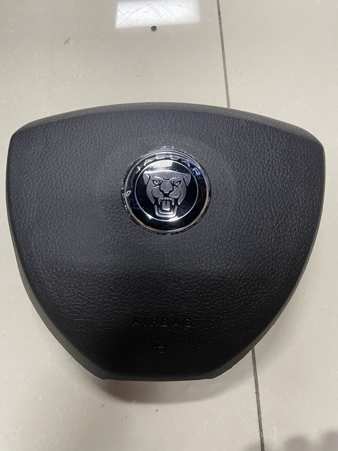 For older Jaguar steering wheel cover horn cover