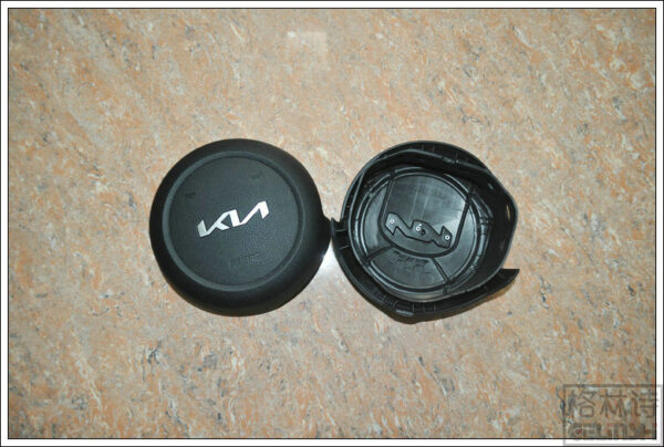 New Kia K3KX3KN Steering Wheel cover Steering wheel panel Steering wheel shell Horn cover Horn shell - Image 3