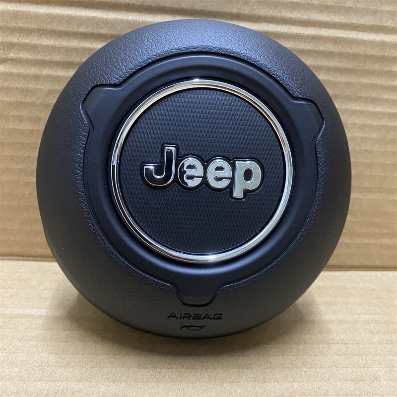 Suitable for Jeep Jeep Wrangler Gladiator steering wheel cover horn shell decorative face cover