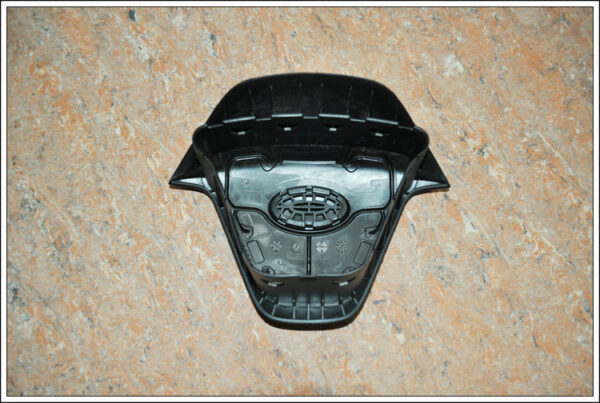 Kia K3K4K5 Steering wheel panel 14K5 steering wheel cover panel Main horn panel Horn cover panel - Image 3