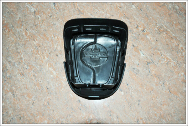 Cruze main steering wheel cover Chevy Steering wheel shell Steering wheel panel horn cover Main Black gray - Image 4