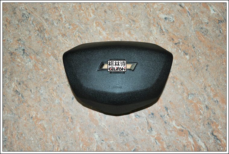 Chevrolet Frankovoz steering wheel Cover 19 new Kovoz steering wheel panel horn decorative shell plastic cover